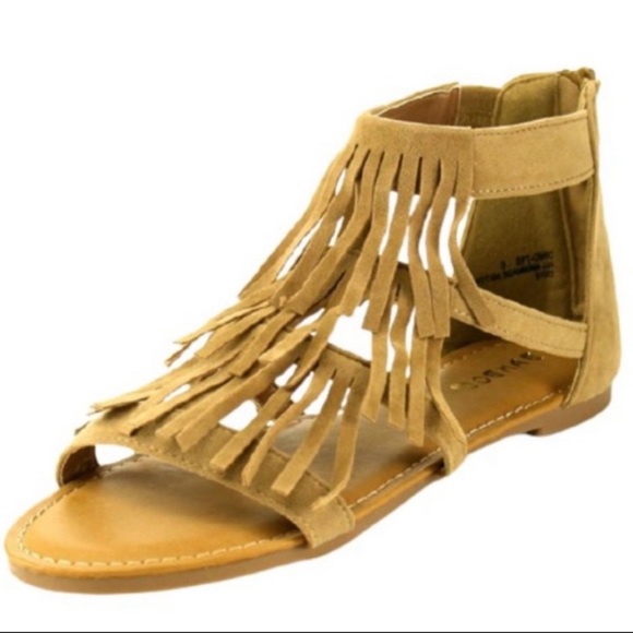 EVERYTHING MUST GO! - Picture 11 of 16